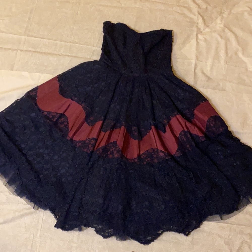 Betsy Johnson Evening Dark Blue Lace strapless dress. Formal dressy wedding